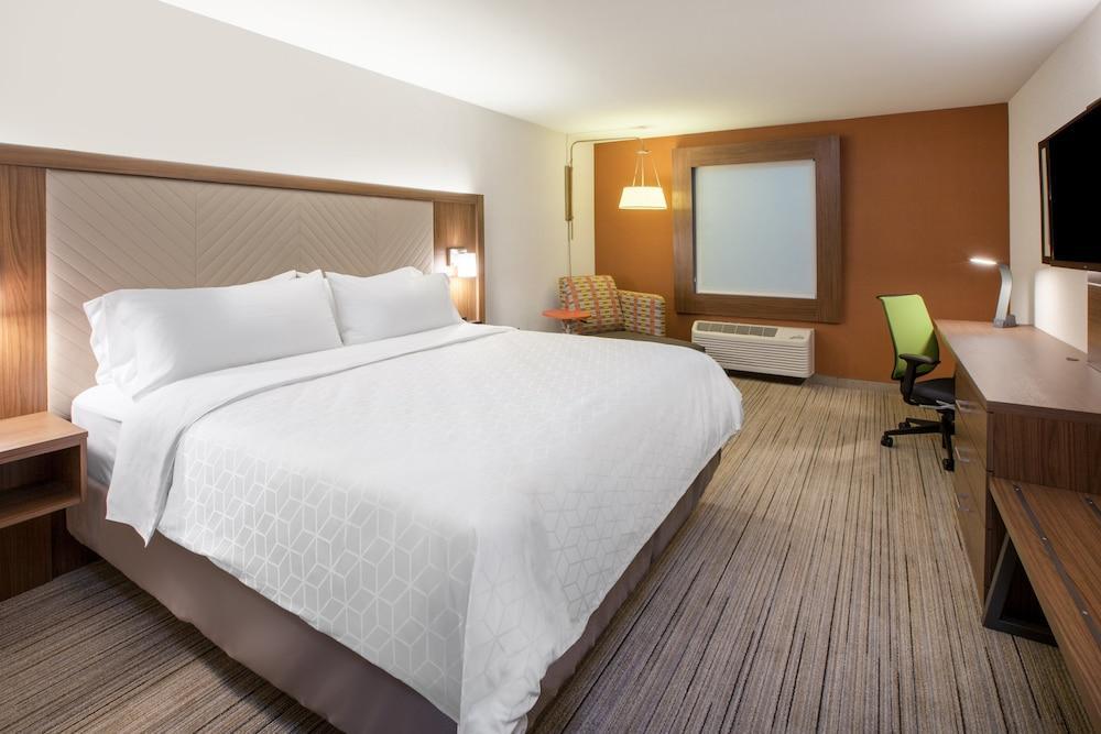 Holiday Inn Express Puyallup By Ihg Exterior photo