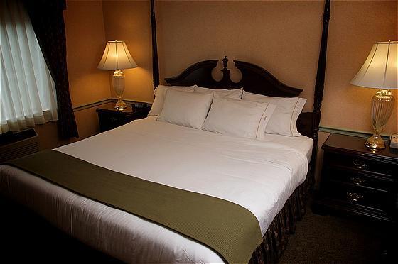 Holiday Inn Express Puyallup By Ihg Room photo